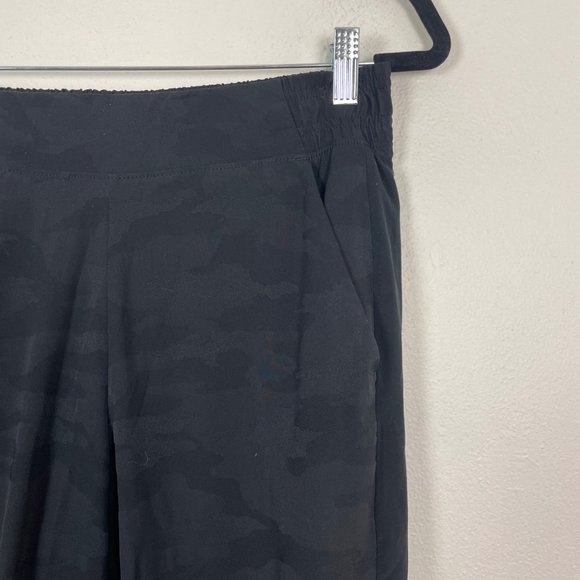 Athleta Woman's Sz 4 Black Brooklyn Textured Lined Jogger Camo Lux Travel - Picture 3 of 12